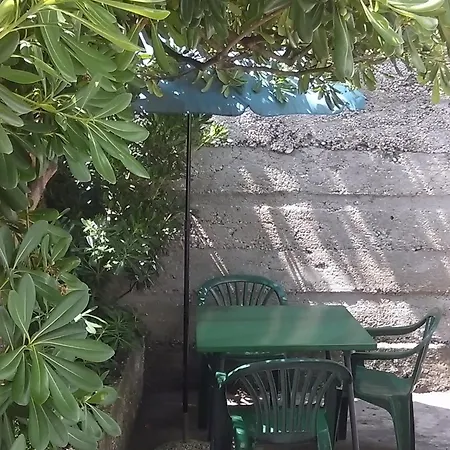 Apartmán With Parking Space Krvavica, Makarska - 21365 *